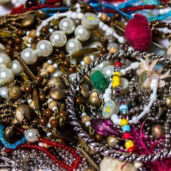 Jewelry Mystery Bag - Bag of Modern and Vintage Costume Jewelry - Picture 3 of 3